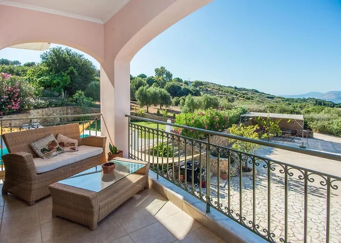 Eleftheria, - Spacious Luxury With Pool And Stunning Views Lakíthra