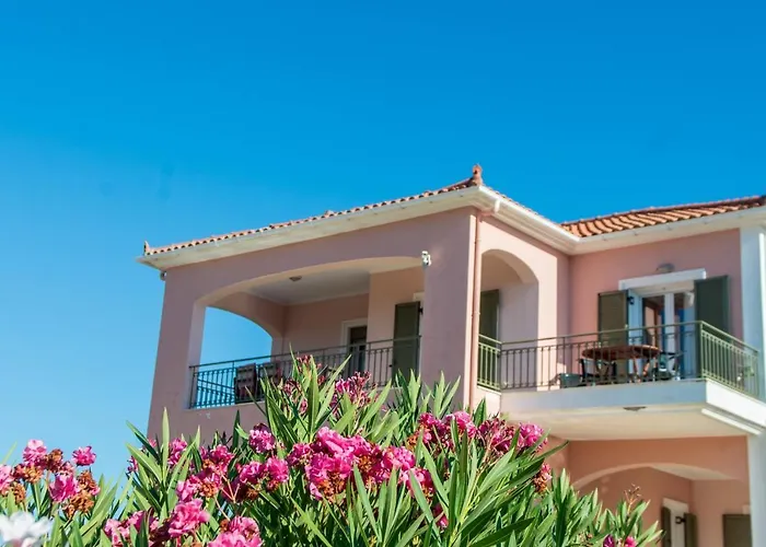 빌라 Eleftheria, - Spacious Luxury With Pool And Stunning Views Lakíthra