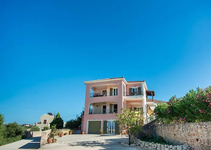빌라 Eleftheria, - Spacious Luxury With Pool And Stunning Views Lakíthra