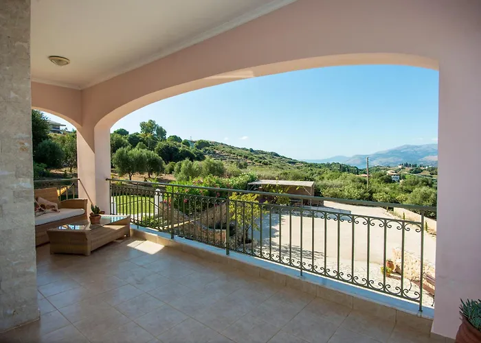 빌라 Eleftheria, - Spacious Luxury With Pool And Stunning Views Lakíthra