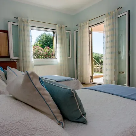 Вилла Eleftheria, - Spacious Luxury With Pool And Stunning Views *