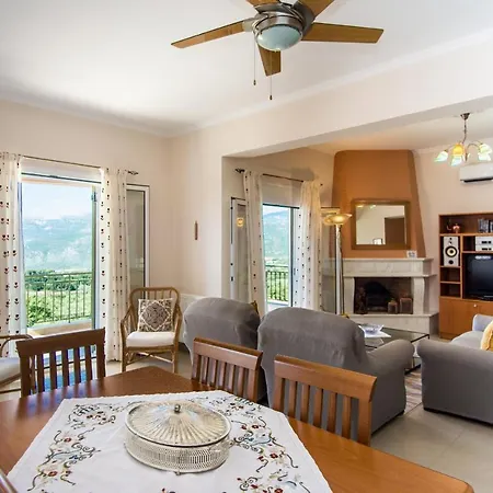 Вилла Eleftheria, - Spacious Luxury With Pool And Stunning Views *