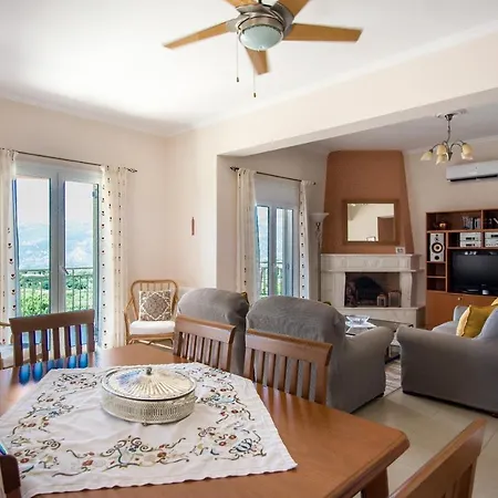 Villa Eleftheria, - Spacious Luxury With Pool And Stunning Views Lakíthra